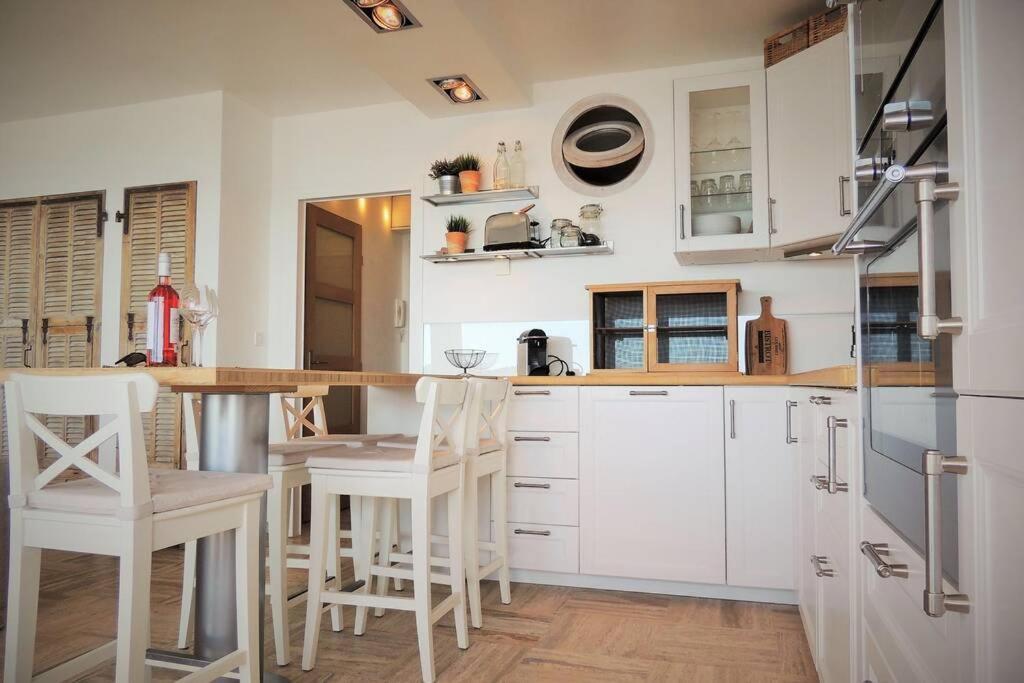 Emplacement Privilegie Pour Ce Bel Appartement Сен-Рафаэль Экстерьер фото