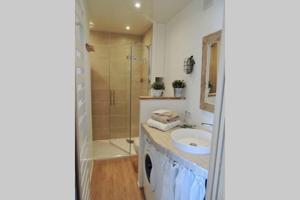 Emplacement Privilegie Pour Ce Bel Appartement Сен-Рафаэль Экстерьер фото