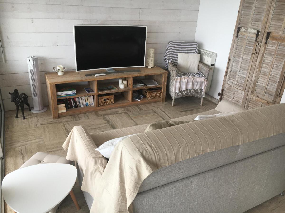 Emplacement Privilegie Pour Ce Bel Appartement Сен-Рафаэль Экстерьер фото